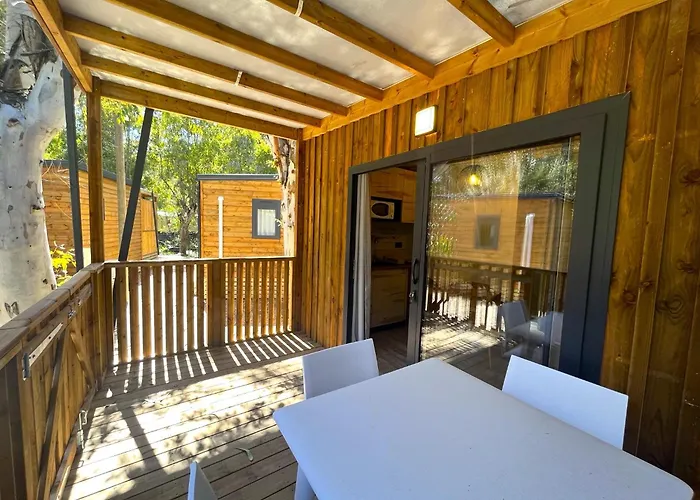 Camping La Pinede